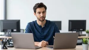 Nova Tarifa de 12,5% dos EUA Impacta Setor de Tecnologia e Inteligência Artificial Brasileiro